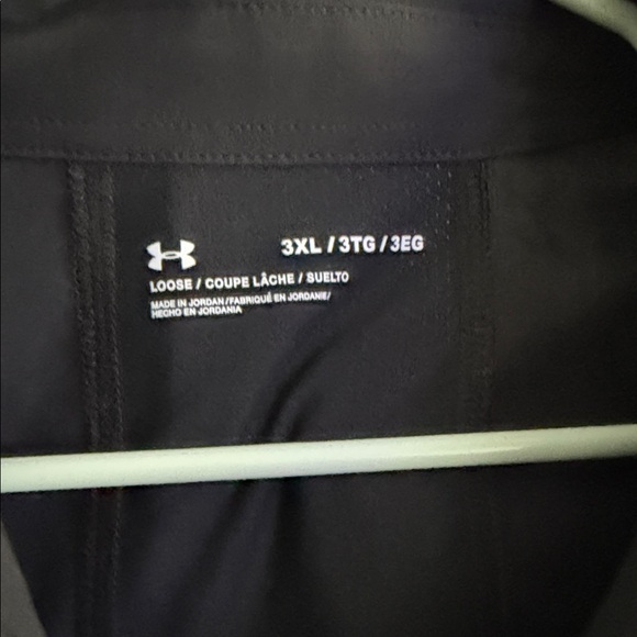 Under Armor Black Men's Shirt - Picture 2 of 4